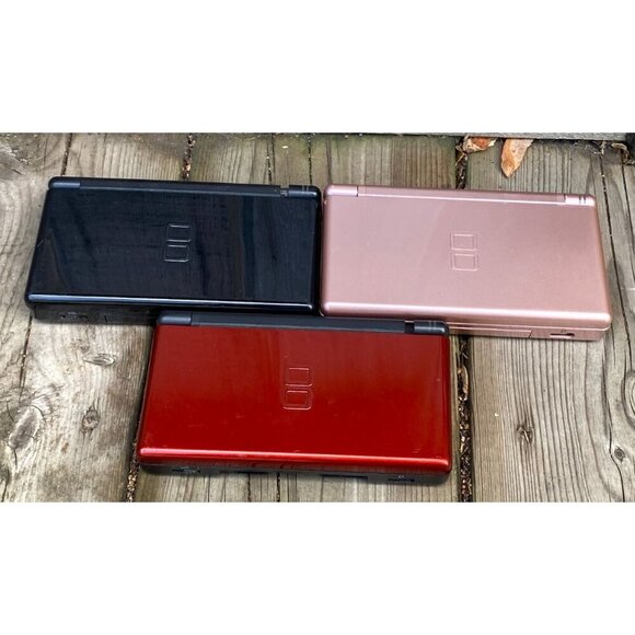 3X Lot Nintendo DS Lite - Metallic Rose, Crimson Red, Black Damaged Console - Picture 1 of 6